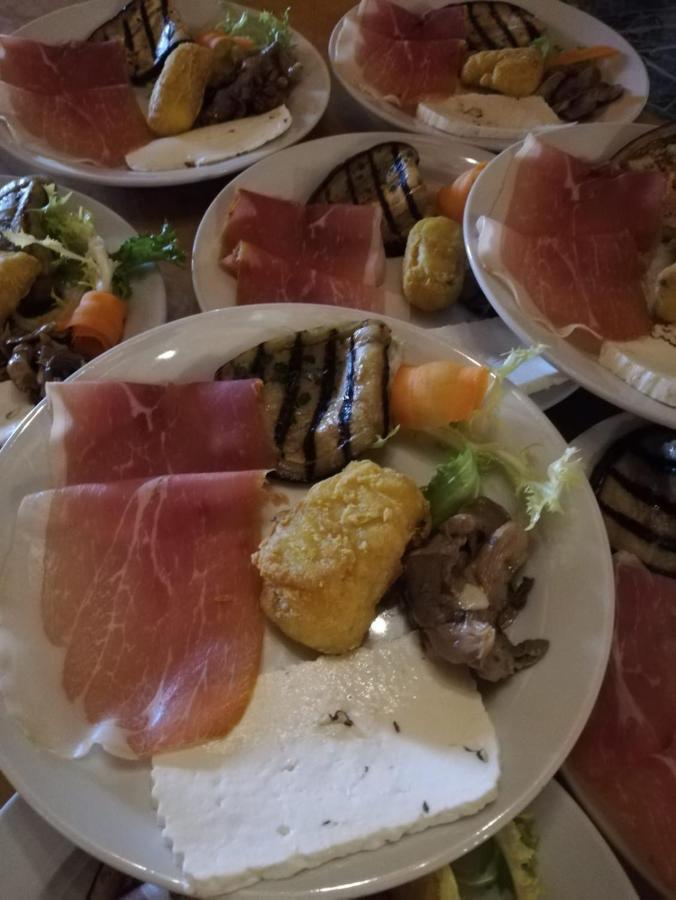 La Locanda Di San Francesco Hotel Viggianello Eksteriør billede
