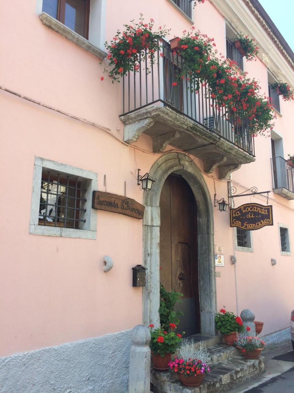 La Locanda Di San Francesco Hotel Viggianello Eksteriør billede